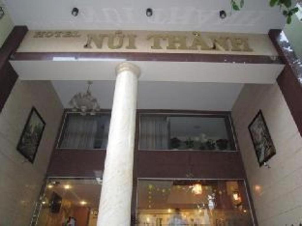 Nui Thanh Hotel Хошимин Екстериор снимка