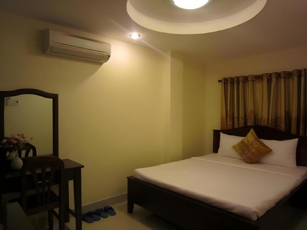 Nui Thanh Hotel Хошимин Екстериор снимка