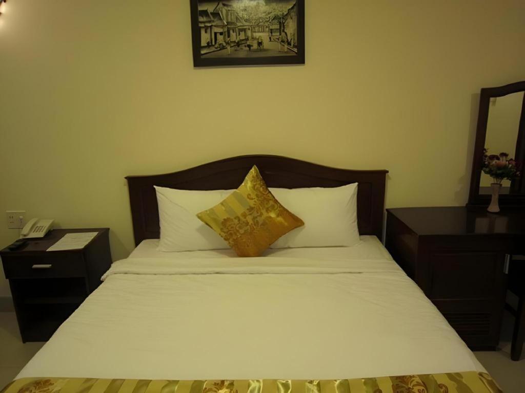 Nui Thanh Hotel Хошимин Екстериор снимка