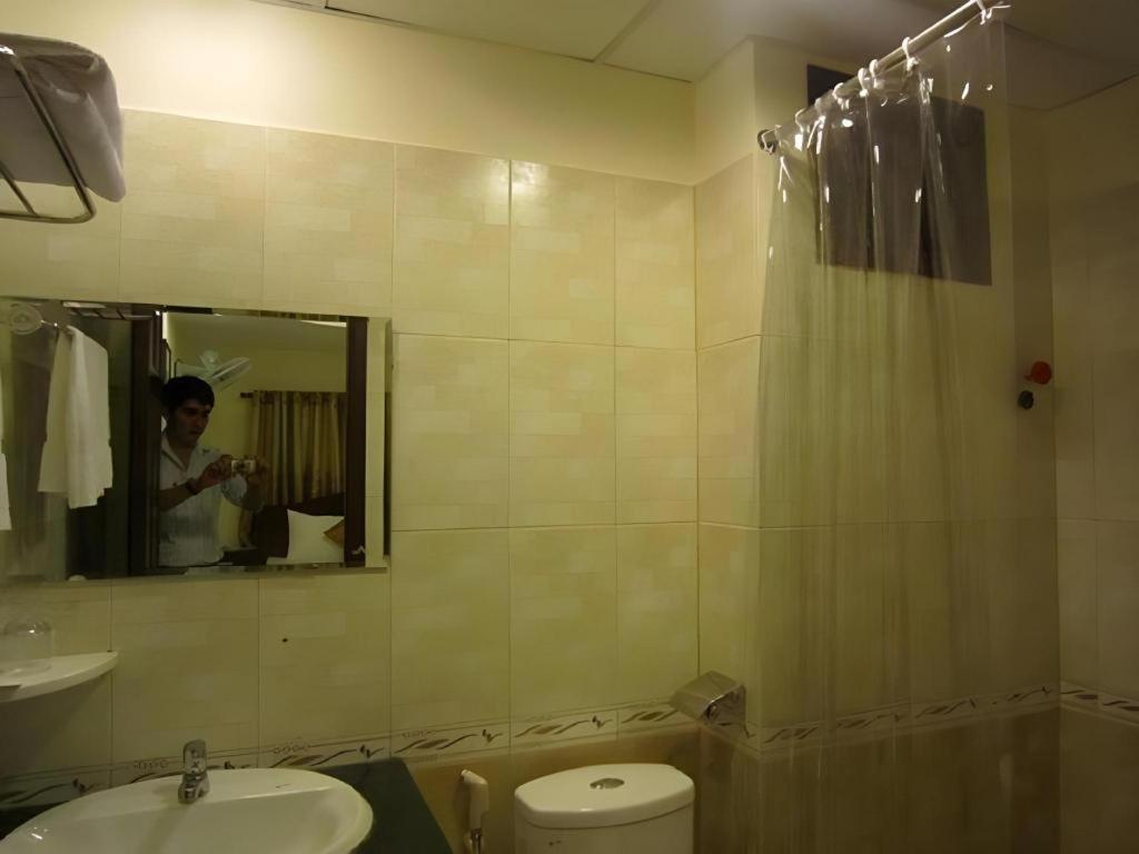 Nui Thanh Hotel Хошимин Екстериор снимка