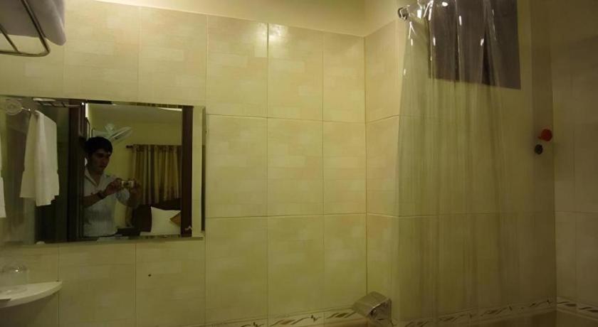 Nui Thanh Hotel Хошимин Екстериор снимка