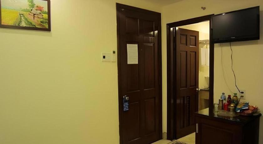 Nui Thanh Hotel Хошимин Екстериор снимка