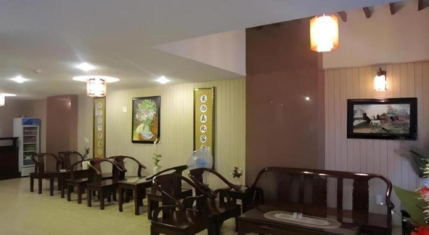 Nui Thanh Hotel Хошимин Екстериор снимка